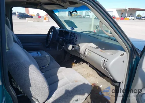 1996 Chevrolet Gmt-400 C1500 from USA, damaged, VIN 2GCEC19R6T1247732